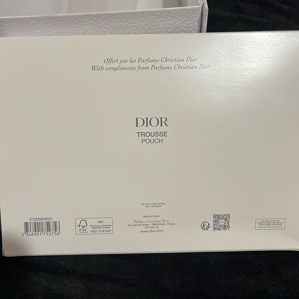 DIOR  Pretty Pink Pouch - Picture 2 of 9
